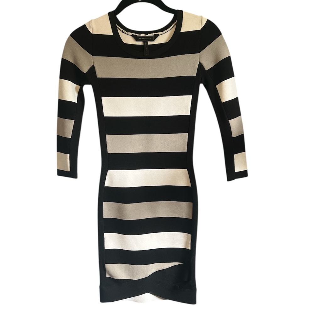 BCBG MAXAzria Kendall Black and White Striped Bodycon Bandage Dress XSmall y2k